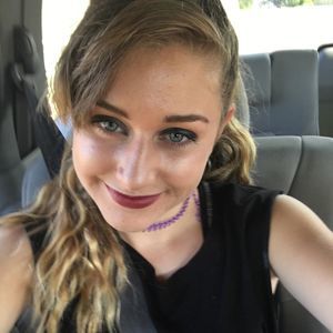 Meet your Posher, Isabelle